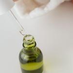 Serum z bioaktywnymi oligopeptydami: pobudź syntezę kolagenu i przywróć skórze sprężystość